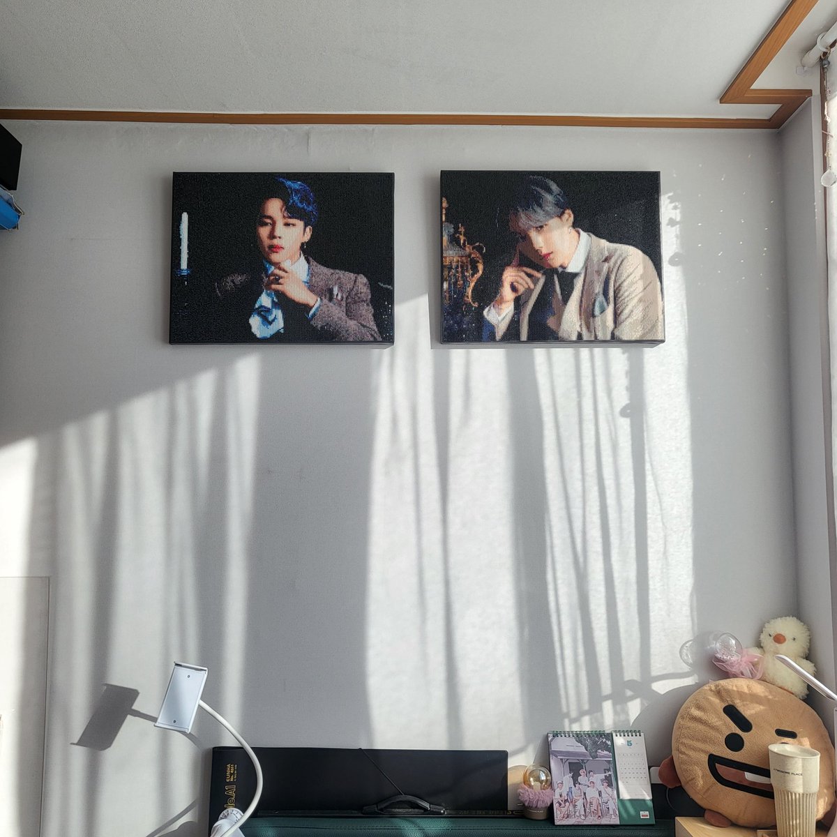 덕메가 선물해준
윤기 보석십자수💜😭🙈
감동이자나

7개 욕심 생기는 아름다움💜

#YetToCome #BTS_RunBTS
#BTS_ForYouth <a href="/BTS_twt/">방탄소년단</a>