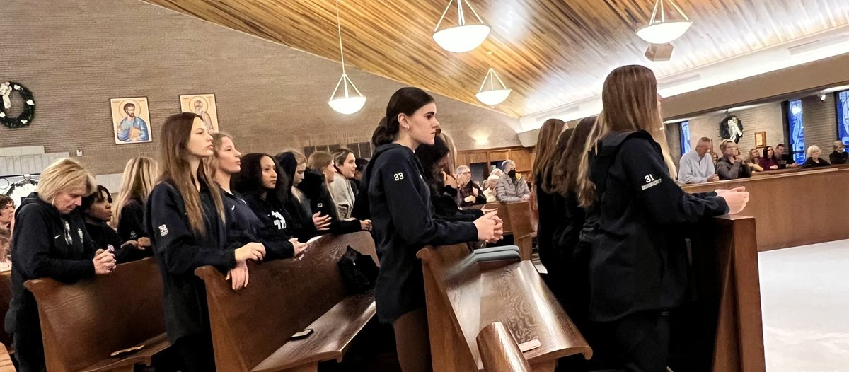 We loved seeing alums, Claire Russell, Morgan Frey, and Molly Hooker, along with all of their <a href="/sha_sports/">Sacred Heart Sports</a> basketball team at Mass together last night! How are you praying with others this week?