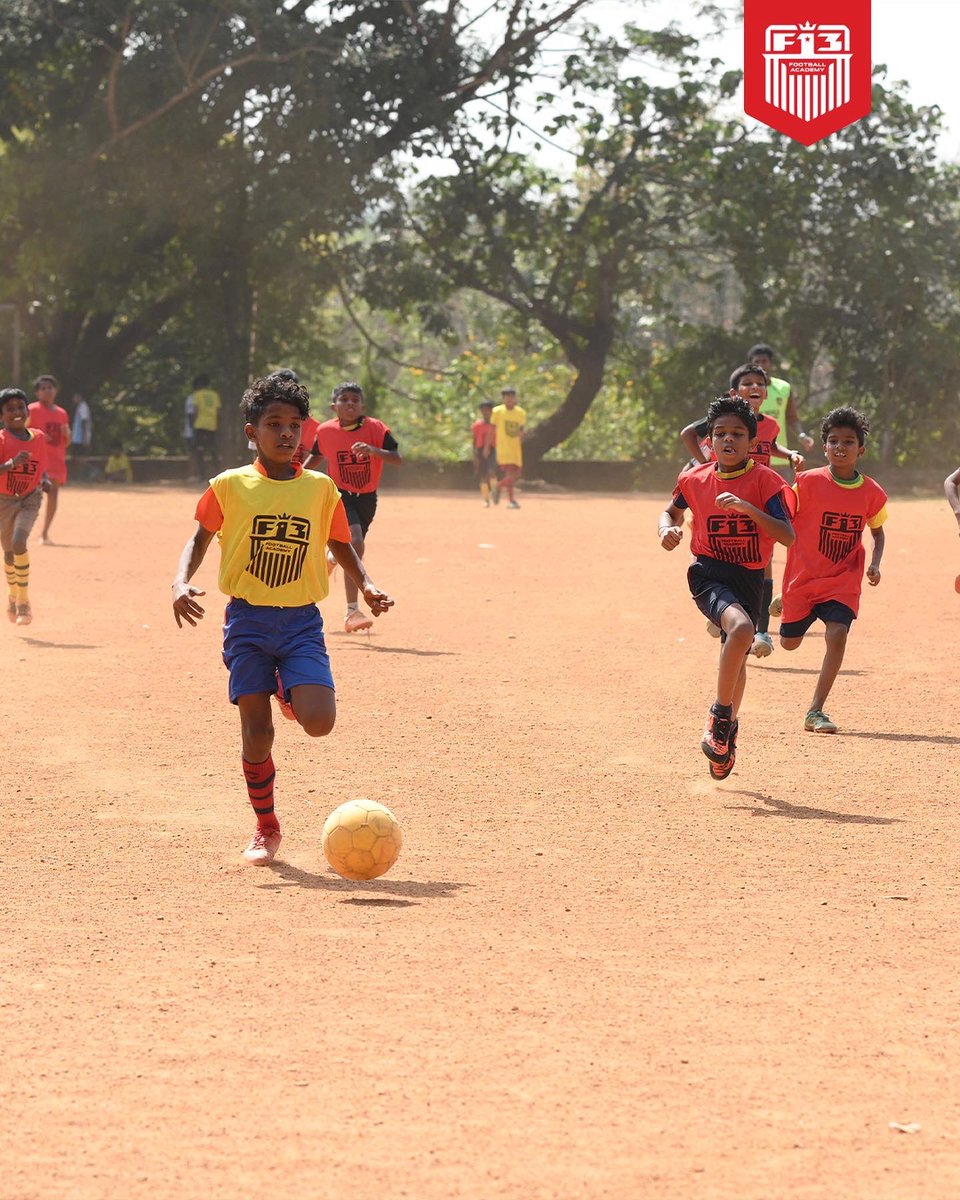 F13Academy's tweet photo. F13 Football Academy made its debut appearance in Palakkad with the first selection trials organised at the AKNM-MA Memorial HSS ground at Kattukulam. Massive thanks to the school authorities for helping organise the camp for 300 students. #f13 https://t.co/b84vPMrLAM
