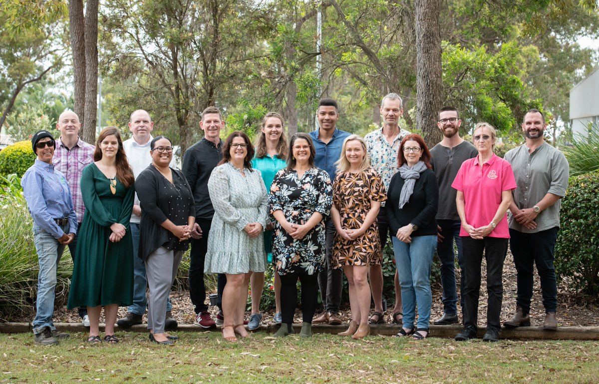 CQU's tweet photo. Want to connect, collaborate and create change this year? Join CQU's iActivate #SocialEnterprise accelerator from Feb 2023 across #Rockhampton and the #DarlingDowns - it's world-changing and it's FREE! APPLY NOW: https://t.co/K08V4ptHId #Switch2Good #Business4Good #SocialImpact https://t.co/SZmQhgJ7Ei