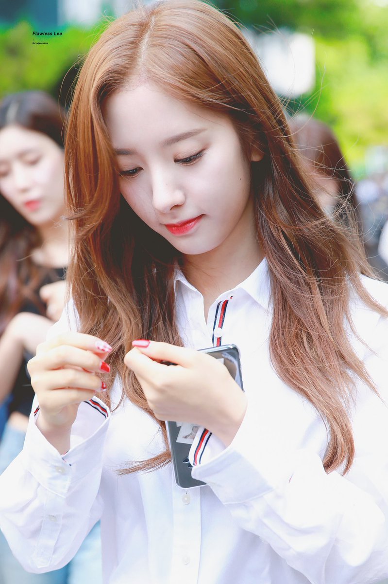 iriesta29's tweet photo. #이리에😚#김지연 950819 
#아이리👫#보나 🥰#보나나의여자
#Bona💋#IRIE
#Team_KIM #KimJiyeon #MyLovely_J 
#우주지연대스타✨🌟
😍#BonaBeMyStar🎆🌟🎇 
#LuvAcrossTheSpace 💖🚀....🌏
❤#WJ_Please #WouldYouLuvMe ☄
#우주소녀 #WJSN_Black #i_WJSN #2KimJiyeon👭 #BONANERO https://t.co/BhoHA4FO88