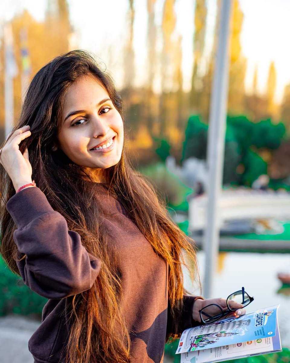 colouralwayz's tweet photo. @asjadnazir #RheaSharma https://t.co/tG5KYHGf1C