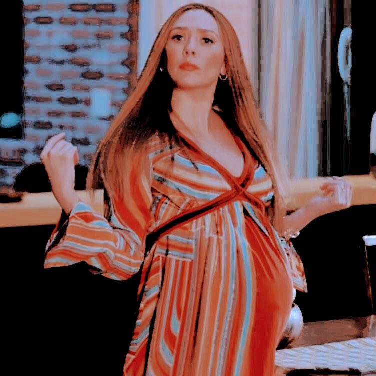 THXBLACKWIDOW's tweet photo. ⠀⠀
      ⠀╰; 𝓤n minuto de apreciación
               a todas las eras de mi 
               novia, nació con glow up y 
               es como el vino. 
⠀⠀ ⠀ https://t.co/IMoIOexhJo