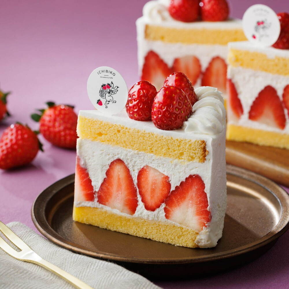 fashionpressnet's tweet photo. いちごスイーツ専門店「いちびこ」いちごの日限定、いちご増量の特別ショートケーキやいちごミルク - https://t.co/v4v4iMuXN3 https://t.co/IO6MWn0X1n