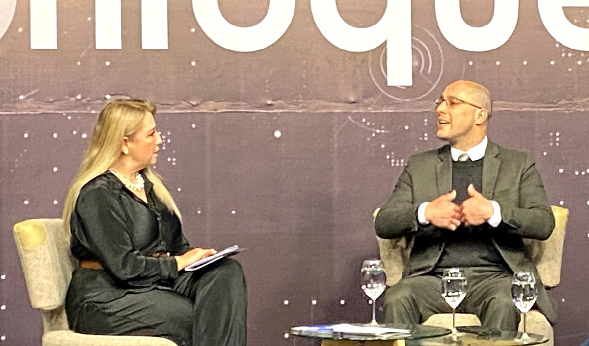 JaimeMoreno_M's tweet image. La EMOV EP perdió su objetivo, los radares no se mantendrán; se necesitan paneles informativos en vez de radares. La entidad municipal se olvidó de la educación vial y se ha convertido en un adversario de los cuencanos y cuencanas. #enfoquexunsion @UNSIONTV ❤️💙