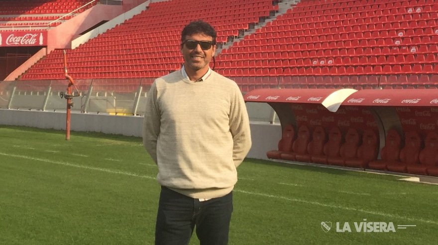 RojoSoyInfo's tweet photo. Martín Muscio (Secretario de Marketing y miembro de la CD de #Independiente) en #LaVisera: "Buscamos que la gente se siga sumando para dar con el crecimiento de la institución… https://t.co/OOQR46zqrf