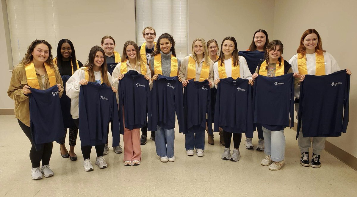 ICC’s Upsilon Sigma PTK officers with stoles and swag! Great way to start their Sophomore Spring semester. <a href="/ItawambaCC/">Itawamba CC</a> <a href="/PHITHETAKAPPA/">Phi Theta Kappa Honor Society</a> #TheBestStartHere #IAmPTK #CCSmart #Play
