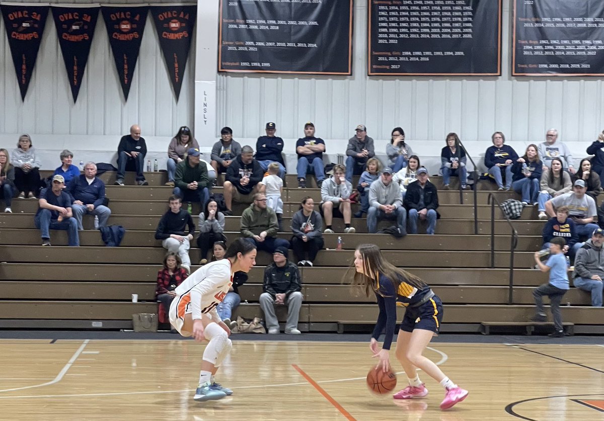 LinslyAthletics's tweet photo. Nice win for Girls Basketball tonight 58-52 over Cameron. The girls will host Brooke at Stifel Field House on Wednesday. https://t.co/EwcxkN7ysD
