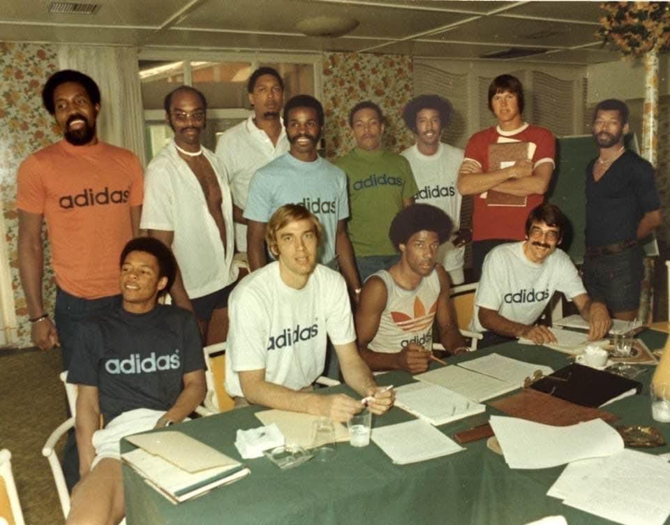 paulieknep's tweet photo. ABA Stars endorsing Adidas...Snapper Jones, Mack "the Knife" Calvin, Jumpin' Joe Caldwell, Jumbo Jim Eakins, Mel Daniels, Brian Taylor, Ron Boone, Dr. J, Mike Gale, Bob Netolicky, and Fatty Taylor. https://t.co/sNt1cYGVpA