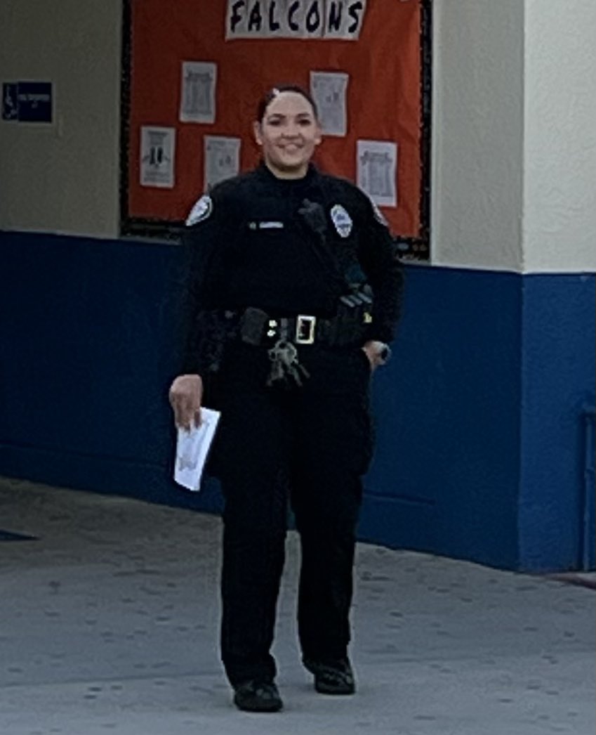 EricaMa63534196's tweet photo. National Law Enforcement Appreciation Day! Shout out to our SRO and @colton_pd for everything they do for our school! @coltonmiddle_counseling @coltonjusd #coltonmiddleschool #oursrorocks https://t.co/LWp6leMqfu