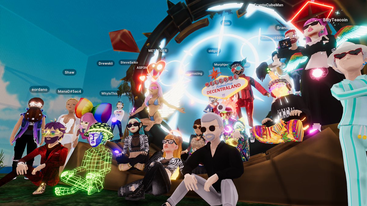 Cyber_Rewind's tweet photo. A few photos from @ABCDecentraland event โ๐ผ๐
Such a cool experience going around @decentraland with everyone! - I appreciate you all! โค๏ธ
#DCLfam #WeMakingHistory https://t.co/rCLqC4ebl2