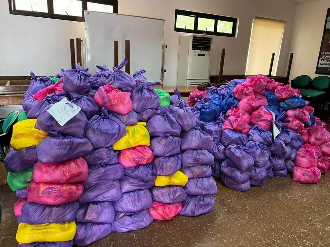 Nickel_Asia's tweet photo. Nearly 4,000 families were adversely affected by the recent flooding in Brooke's Point and Sofronio Española in Palawan. To help, our colleagues from Rio Tuba Nickel Mining Corp. (RTNMC) are set to send out relief goods to some of the families affected. #OneNAC https://t.co/gEzYRaMZIx