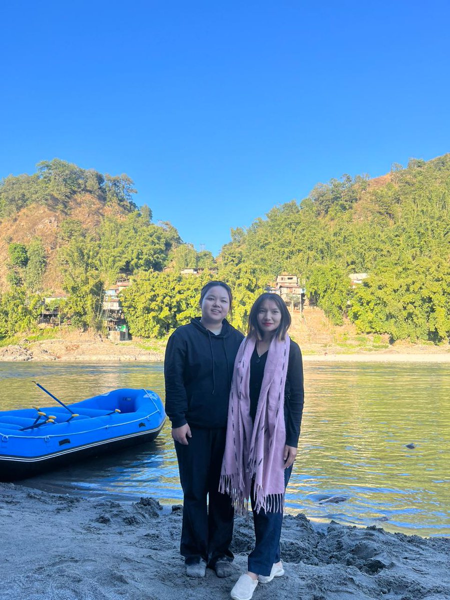 YasumSonam's tweet photo. Namne Riang who is doing her master in RGU and who give her ten yrs to the rafting is Now opening own rafting agency at seppa. Heading from small place, challenges Many gender discrimination during training now having own agency is such a great exmple n inspiration for many girls https://t.co/l2Qwf9G8pO