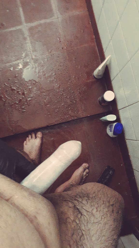 cummax_g's tweet photo. Q tal le pareció como me queda el guante #morbopúblico #cruisingArgentina #gaycum https://t.co/e2yplygeWs