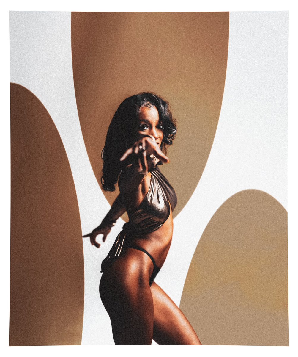real_urban_life's tweet photo. Black Queen  👸🏿

Let's shoot!

#realurbanlife #rulphoto #DC #dcphotographer #portrait #DCportraits #localphotographer #studio #dcphotographer #portraits #shotsbyrul #rul #photographyservice #appointmentsavailable #rulphotos #dmvphotographer #dccreatives https://t.co/82Z2AFebj7