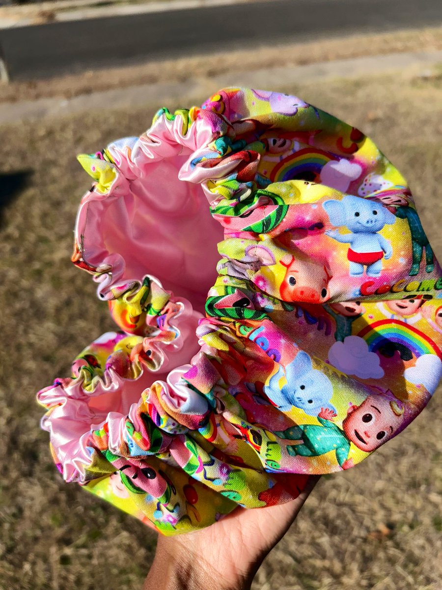 AJUniqueC's tweet photo. I love when customers trust me with their vision ๐ฅโจ๐ซถ๐พ
#ajuniquecreationsllc #viral #satinbonnet #babybonnets #hairbonnets #custombonnets #cocomelon #Moms #kidsbonnets #reversiblebonnets #newbornbonnets #handmadebonnets #satinhairbonnets #satinlinedbonnets #bonnetsforsale https://t.co/W7cwO7y5F0
