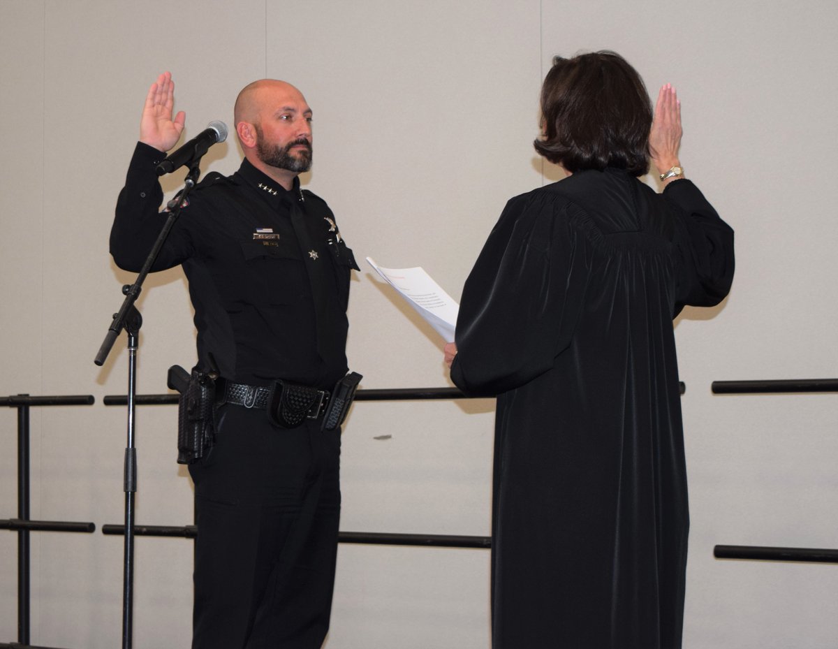 ArapahoeSO's tweet photo. Sheriff Tyler Brown was sworn into his 2nd term as the 42nd Sheriff of Arapahoe County. He vowed to continue more programs to help citizens like school therapy dogs &amp; co-responder program. Congratulations on four more years! @ArapahoeCounty @CentennialGov  @COSheriffs @MCSheriffs https://t.co/UtMpF6Z26t