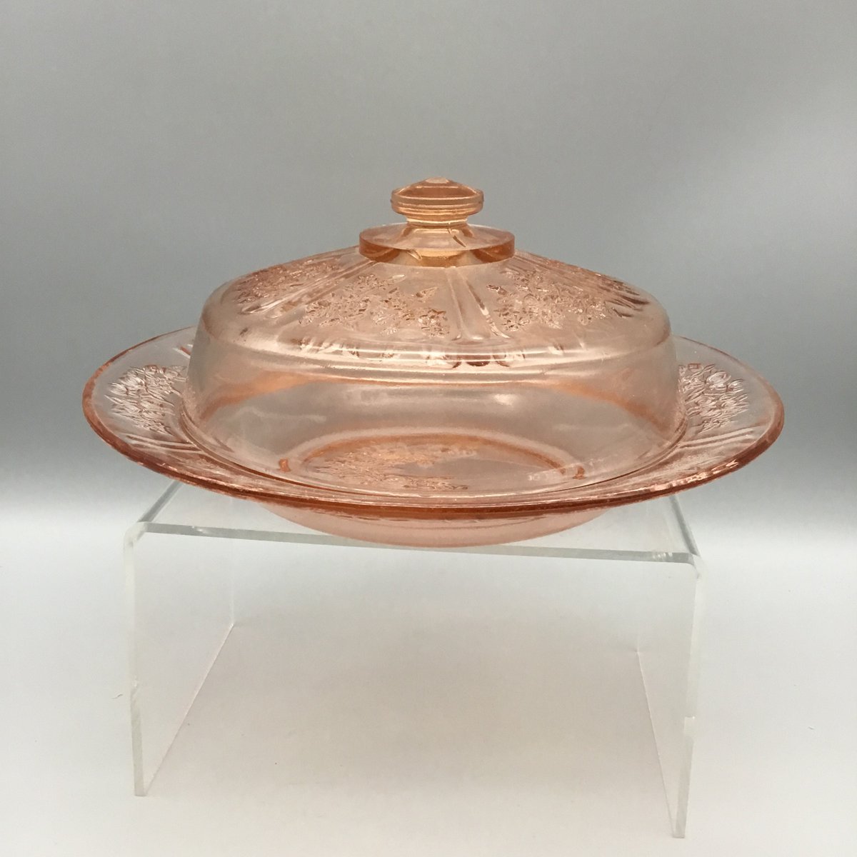 Excited to share the latest addition to my #etsy shop: Federal Pink Depression Glass Sharon Cabbage Rose Round Covered Butter Dish etsy.me/3W0Ywp4 #pink #federalglass #pinkdepression #cabbagerose #round #covered #butterdish #candy #collectableglass