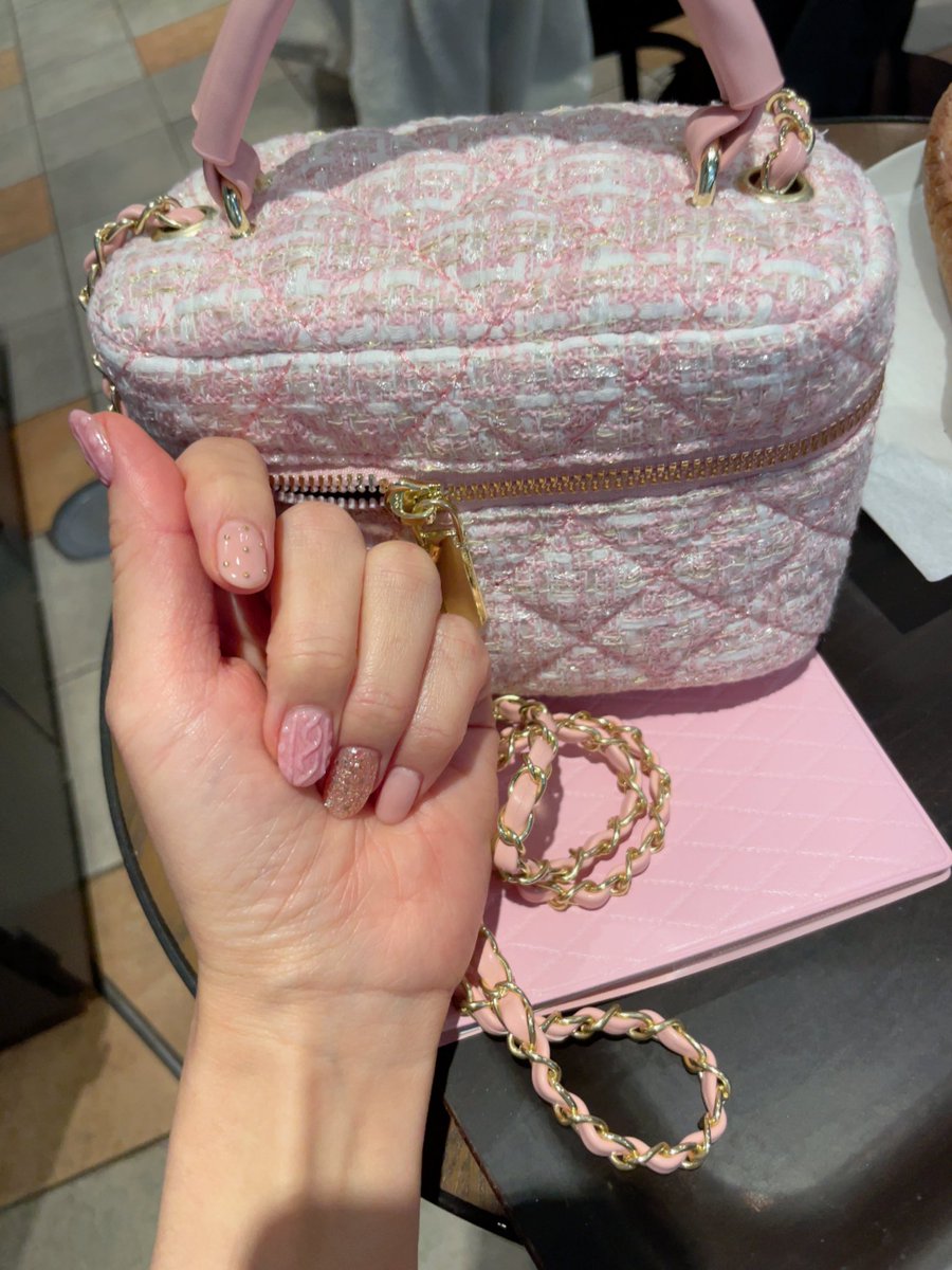 mikuhirata's tweet photo. #SHEIN新春SALE で、小物など購入しました♡すごく可愛い😍
1月10日までSHEINの新春セール開催中です!メインカテゴリーは最大90%OFF✨
#クーポンコード
GIFT613
2/28まで使えます🎀
@SHEIN_Japan
#beSHEINmodels #SHEINコーデ https://t.co/KtD2Wb9ay6