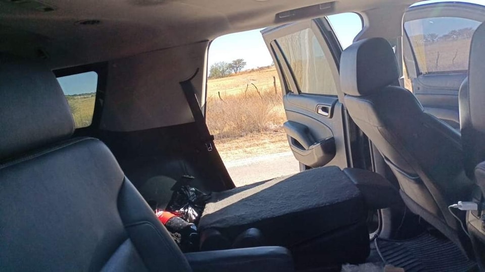 HrPelotonmx's tweet photo. Fue durante la mañana que elementos de la #GuardiaNacional se encontraban realizando un operativo especial en inmediaciones de la comunidad de La Tamariza en la carretera que va del municipio de Vicente Guerrero a #Suchil. #EJERCITOMEXICANO https://t.co/SqvzG5UgtK