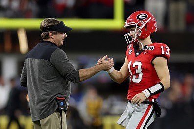 Last time we will see Stetson Bennett in a Bulldog uniform. Thank you for everything. Build the statue. Forever a UGA legend. @StetsonIv
