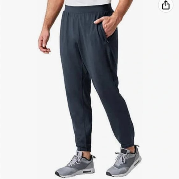 jakhot10's tweet photo. So good I had to share! Check out all the items I'm loving on @Poshmarkapp #poshmark #fashion #style #shopmycloset #mondetta #ellentracy: https://t.co/C8BoPzlLJ2 https://t.co/Be1tBYtCgI