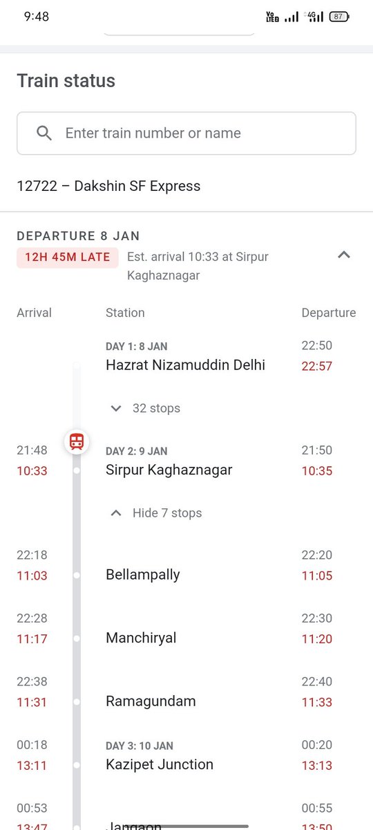 priya_jaware's tweet photo. I have train (17320) to catch on 15.50 from Hyderabad and my current train is 𝗗𝗲𝗹𝗮𝘆𝗲𝗱  for more than 𝟭𝟮 𝗵𝗼𝘂𝗿𝘀 how am i supposed to reach to my destination Hubblli for #NationalYouthFestival ?
@RailMinIndia 
@AshwiniVaishnaw 
#IndianRailways https://t.co/O5kMADjKTE