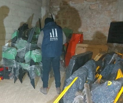 SRTFUND's tweet photo. The #SRTF delivered 964 #school_furniture items to 10 schools that will be #rehabilitated under its #Cash_for_Work project in Northern #Aleppo. The EUR 1 million budget project will directly #benefit 6,010 individuals & around 30k people indirectly.
https://t.co/FJ5rPpLgPq https://t.co/xiYms7RVe6