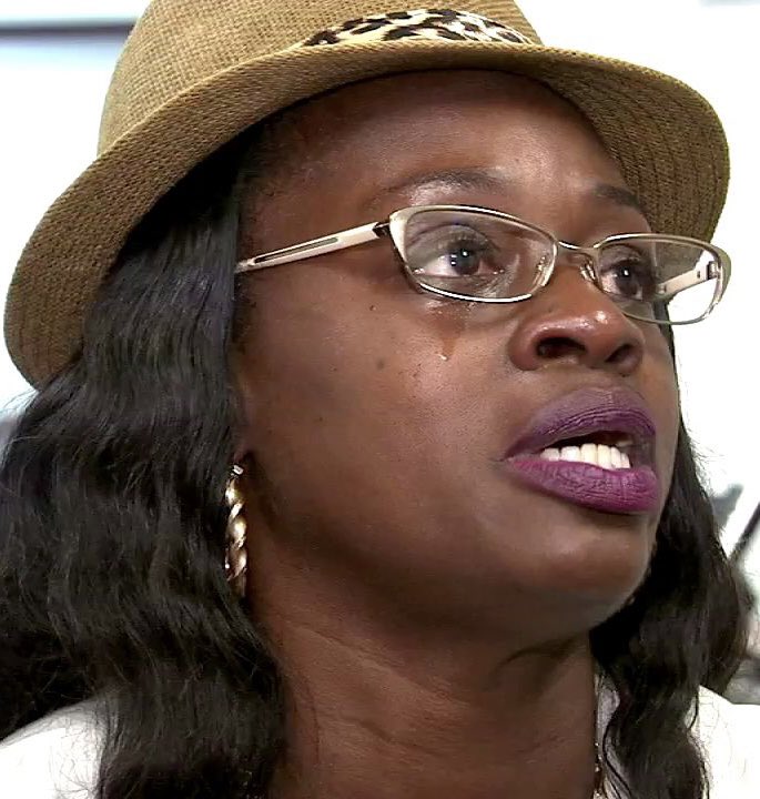 SaycheeseDGTL's tweet image. NY woman hit for $43 million on the slot machine but the casino claims it was a malfunction &amp;amp; offered her a steak dinner instead “They claim she only won $2.25” 🤦🏽‍♂️🍽️🥩