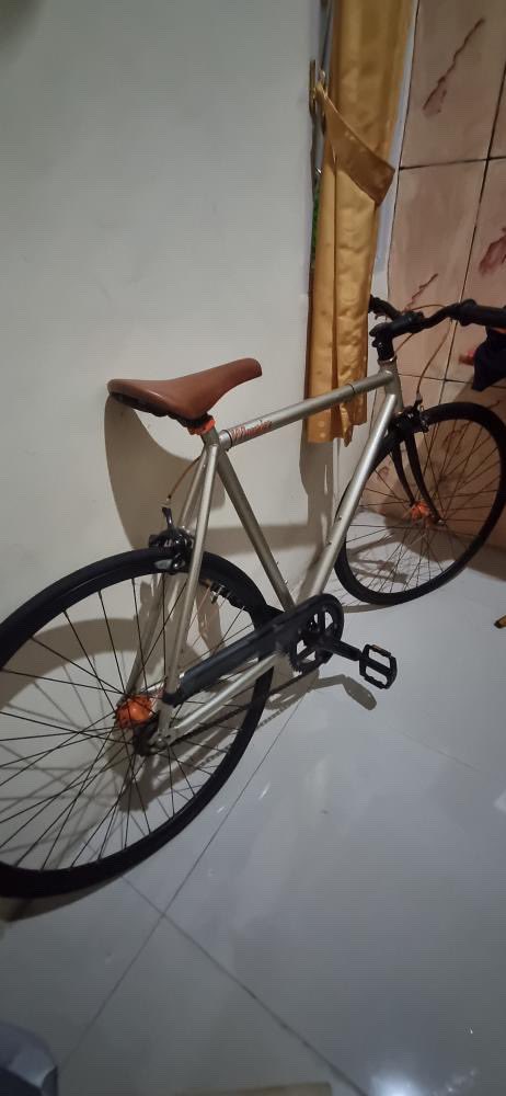 wts fullbike mongoose maurice size S , part bawaan mongoose, lokasi depok 085719781821 #fnfjb