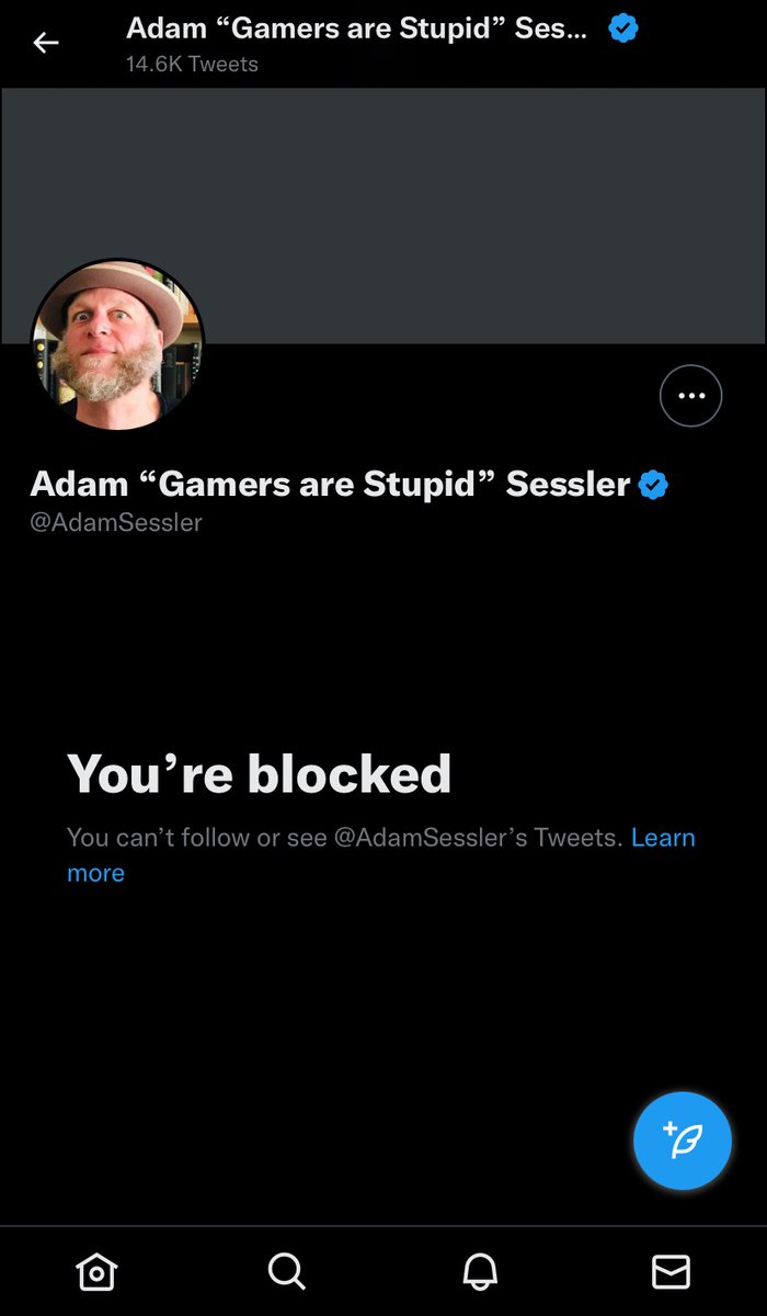 ViewmasterRed's tweet image. Bwahahaha I left a comment saying that I was there to see how many times he feels the need to talk about a small penis and he blocked me 😂 That’s f***ing hilarious! #adamsessler