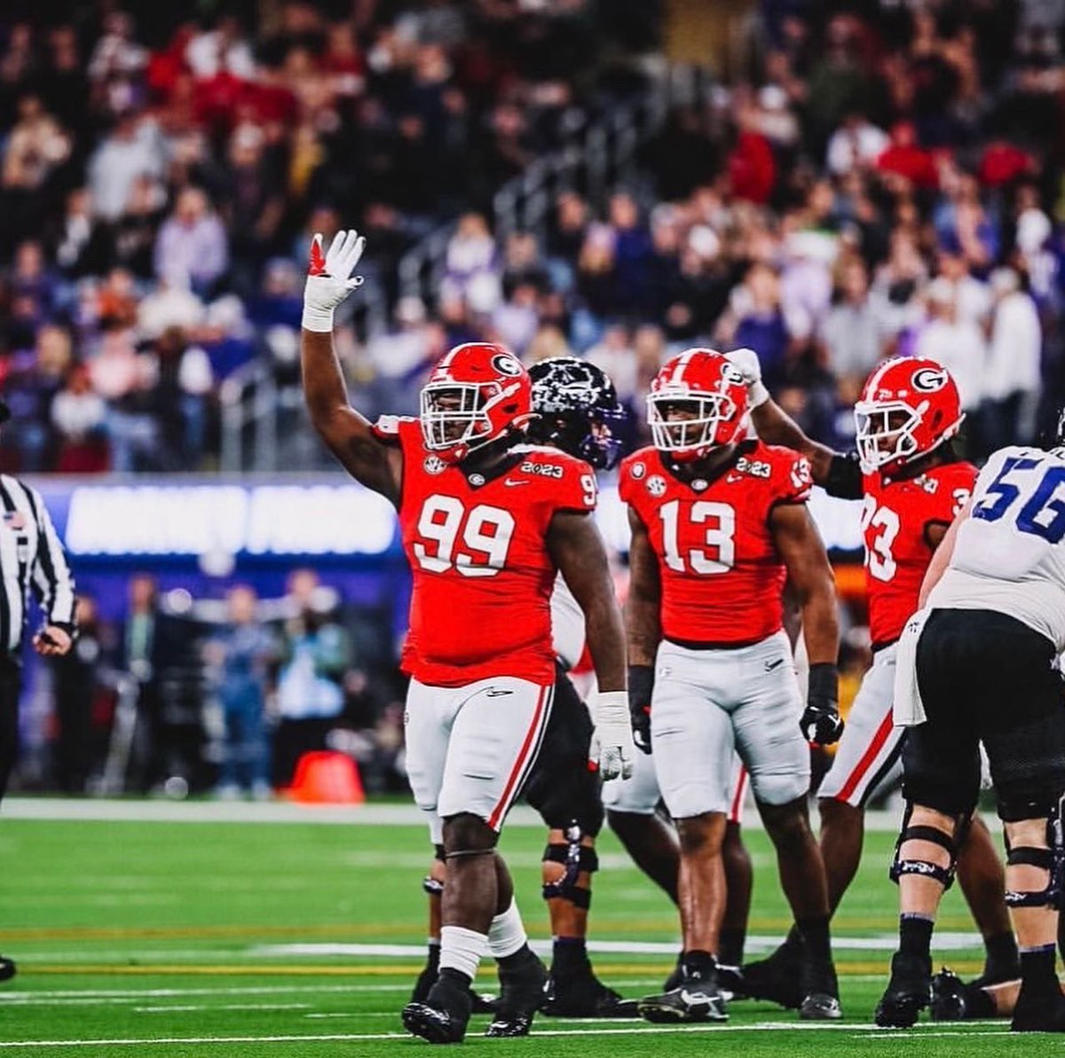 BearAlexander_'s tweet photo. hello world allow me to reintroduce myself 👋🏾 #2023NationalChamps https://t.co/P1lN1KSpyk