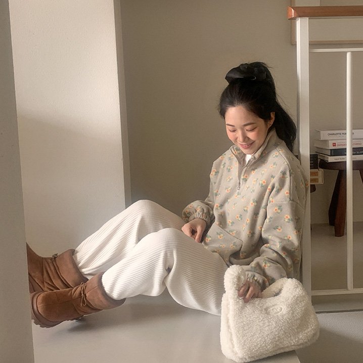 codibook's tweet photo. 大人気ブランド『From Beginning』 Season Off ~50% OFFセール開催中!!
セール会場はこちらから👇
https://t.co/UvzKpRaCIH #FromBeginning https://t.co/hPNOh5xYIf