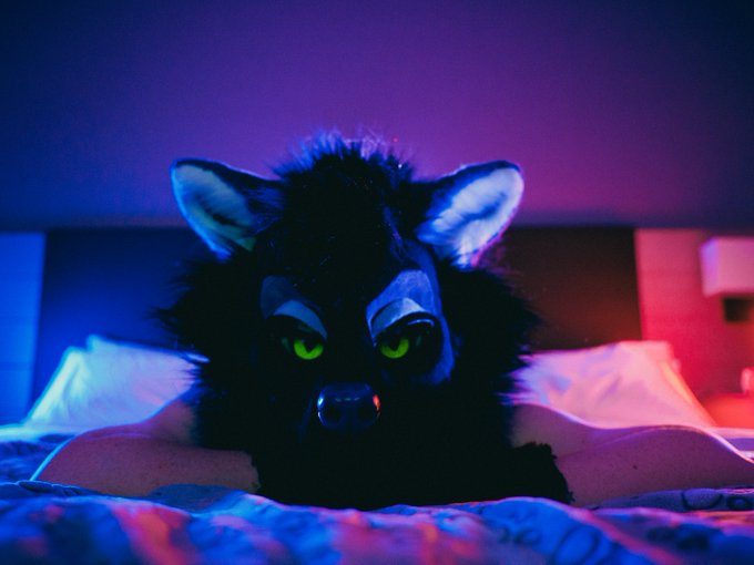 Watch Cenny After Bark's leaked NSFW photo on TwXstars