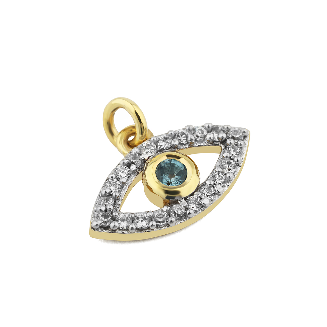 Petite yet impactful, this charm makes for a perfect addition to your charm collection. This Evil Eye charm is said to shield the wearer from harm and may bring them luck.

#evileye #cocreatestyle #cocreate #jingles #18kgold #plated #silvercharms #silver