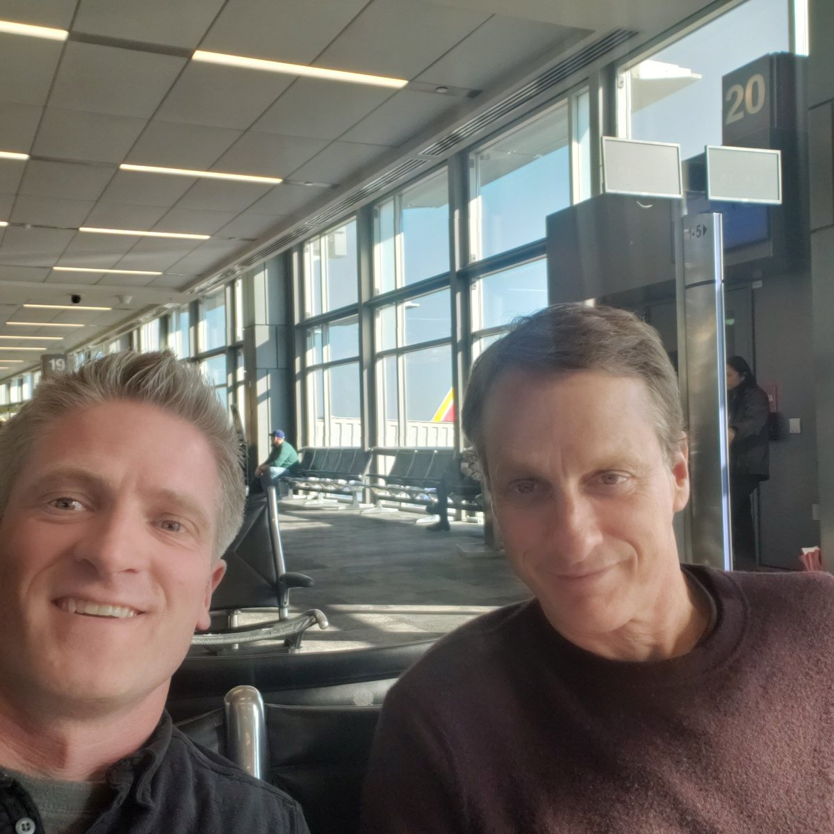 cjculle's tweet photo. I don't know how people don't recognize @tonyhawk when they see him in public! Thanks for the photo! If any of your kids ever need help with math let me know! https://t.co/2VIaTx9K6P