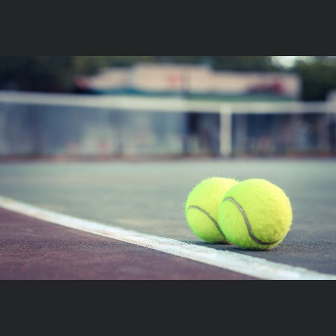 This year I&rsquo;m adjusting some habits less bubbles 🥂🍾 on my throat and more tennis balls 🎾 I wanna to be<a href="/tag/tennisbae"class="tags"><span>#tennisbae</span></a>