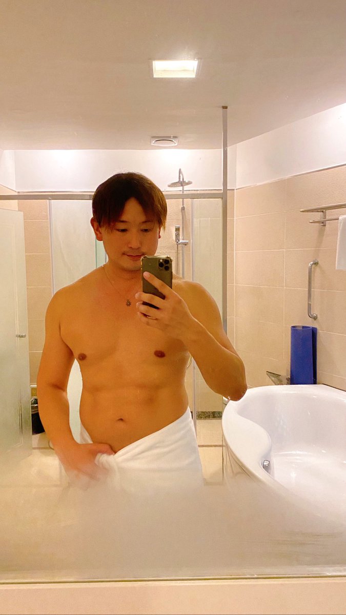 KsK2Go's tweet photo. 大きなバスタブ🛁が
こんなに愛しくなるなんて😂
#海外生活あるある
📍Jpark hotel resort https://t.co/nMozJojRwY