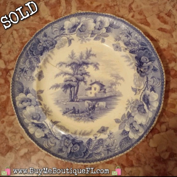 buymeboutiquefl's tweet photo. 👉Reposted @buymeboutiquefl 

✨ VINTAGE: #Spode #Collection #HayBarn Blue 12" #Collectible Charger #Plate ✨ Just sold at #Mercari #Local #Marketplace | See what's in store at https://t.co/NbZVq6mZLC 🛍️ #Vintage #MercariSeller #BuyMeBoutiqueFL #GiftShop #ShopLocalOnYourSchedule https://t.co/cfwcox3Z5p