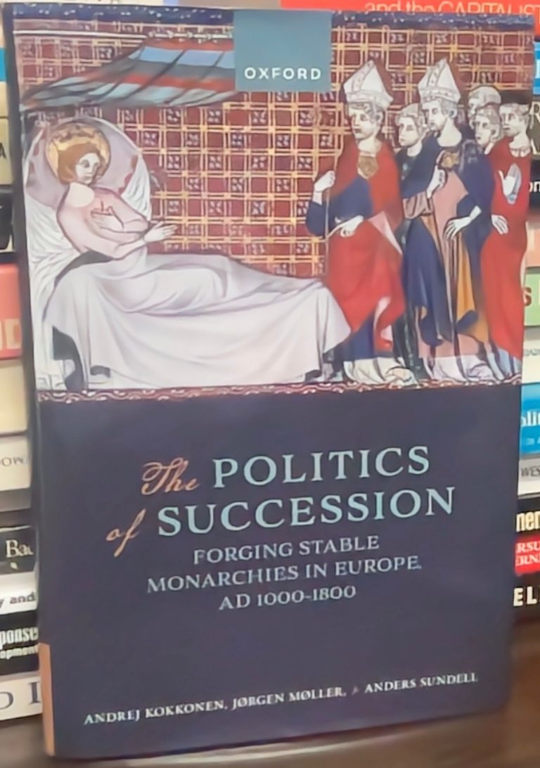 GerardoMunck's tweet photo. Before democratization transformed Europe in the 1800s, monarchies dominated Europe. And this book brings the history of monarchies in Europe to bear on the questions of authoritarian stability &amp; state formation. If you like S.E. Finer &amp; Tilly, you will likely enjoy this book. https://t.co/GjAy4WjSMK