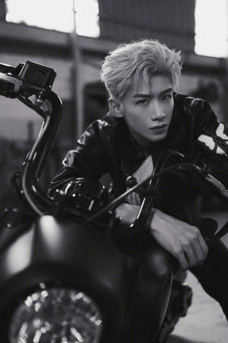 youku-on-twitter-young-wild-and-free-baijingting