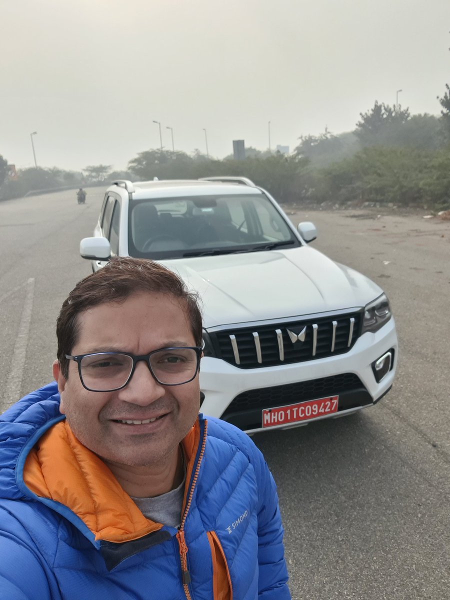 Karkeragirish's tweet photo. Can't compete with the grin of a Scorpio-N. Enroute to our annual pilgrimage at BIC as the @ICOTY_jury meets to decide this year's toppers. Announcement on Jan 12. Follow the above account to see this year's nominees
#TimesAuto @JKTyreCorporate https://t.co/S7bUE8NWL3