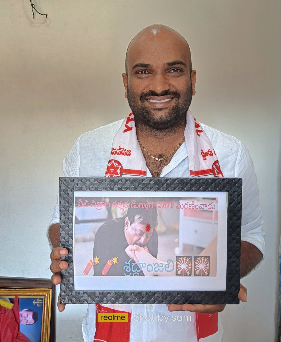 samalareddy286's tweet photo. #RipRgv
పవన్ కళ్యాణ్ గారి తల్లిని, బిడ్డను,కులాన్ని తిట్టమని
👉తన paytm యజమాని ఇచ్చిన 5కోట్లతో
👉 రాత్రి, పగలు తాగి ఆడ మగ అంటూ తేడా లేకుండా శృంగారంలో పాల్గొని
👉 hiv తో మృతి చెందినా rgv గాడికి
👉పలమనేరు జనసేన పార్టీ తరఫున
శ్రద్ధాంజలి
@RGVzoomin
@JanaSenaParty @PawanKalyan https://t.co/Lz2yHHDBTC
