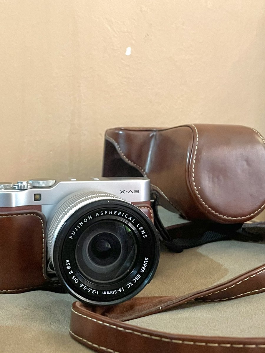 jirudambns's tweet photo. WTS | LFB | PH

📸 FUJIFILM X-A3 📸

👉 12,500php (slightly negotiable) 

❌ no box and charger included

•Free EXTRA Original battery and case (with neck strap)
•Camera plus lens
•Lens cap
•Battery

PM me for more details! https://t.co/3nyHHWHnid