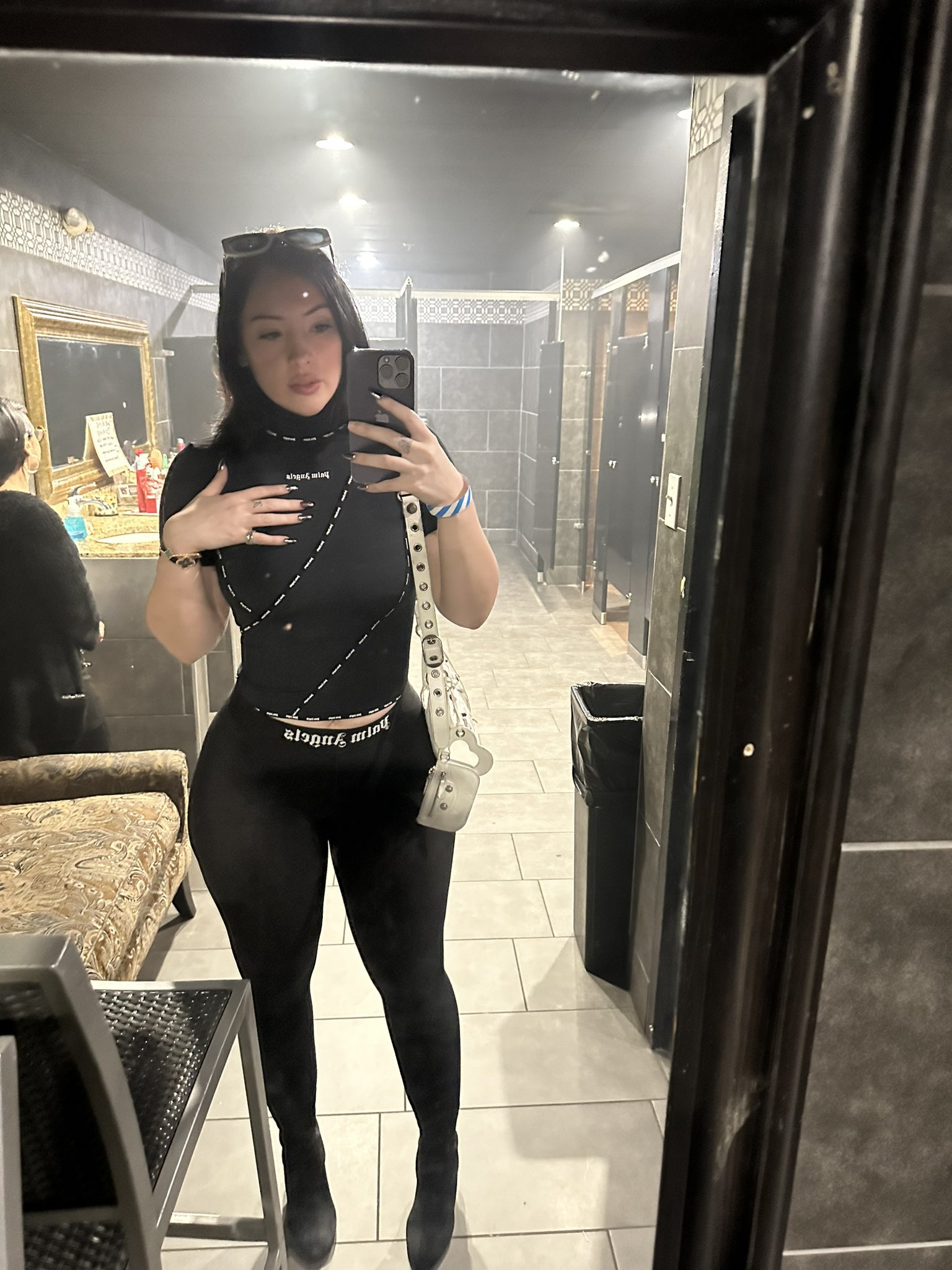 Woe on Twitter: "They d up her piece, my shit don’t decline. https://t