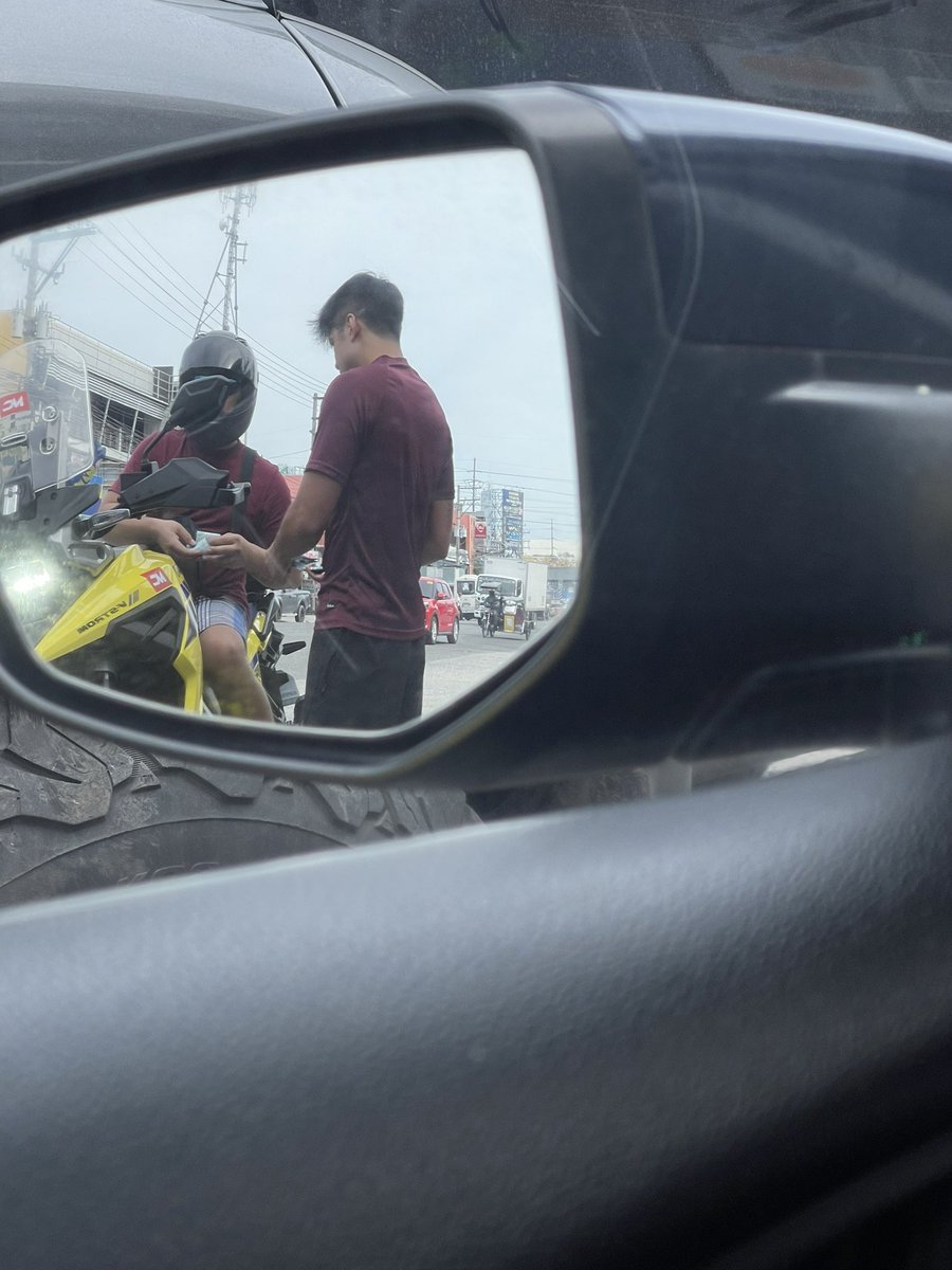 badboy_sagad's tweet photo. Guess who ang pogi na guy na to pakalat-kalat sa daan. Hehe. #alterpampanga https://t.co/12an9m7Y5Z