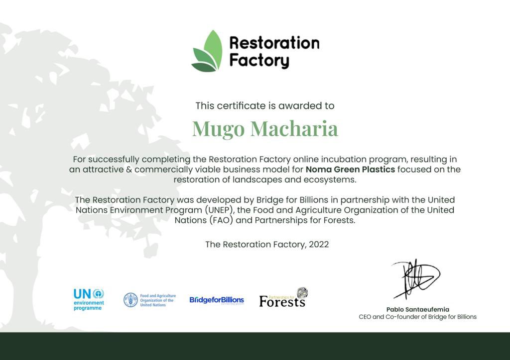 MtKenyaHub_'s tweet photo. Noma Green Plastics recycle plastic waste by using an extruder to mould the waste plastic into fencing poles. They take out plastic waste from the environment and make substitutes for wooden products, thus saving the trees. Future plans involve -

#RestorationFactory https://t.co/Cr5SQIKIc9