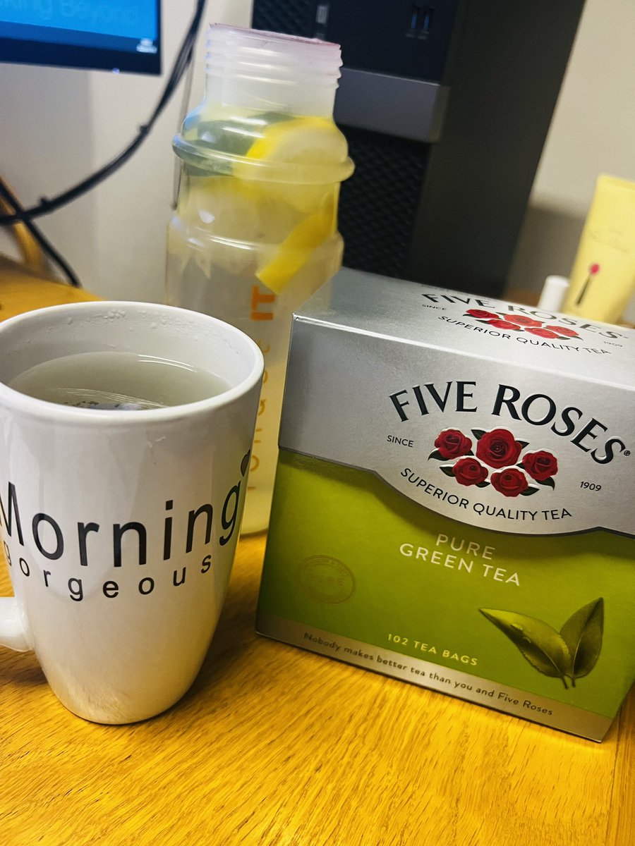 Boo_Cee18's tweet photo. @Juanita_Khumalo Green Tea and water for now. I will eat at 12 https://t.co/S23XeSNUkq