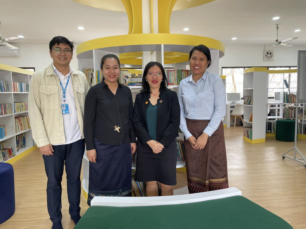 CatherinePhuong's tweet photo. The #future of #schools in #Laos 🇱🇦? Interesting visit to the #newgeneration #school supported by @SimonFranksUK in Vientiane - improved #Management better #facilities better #teachers new #library #youth https://t.co/8IY7bYApE0