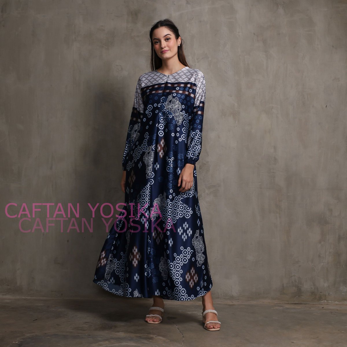 NEW luxury satin special abaya blue navy, Saudi abaya, dubai abaya, modern abaya, modern muslim dress, eid abaya

etsy.com/shop/Yosika
#loosedress #Bohodress #Moroccandress #kaftan #caftanforwomen #kaftanvintage #caftans #kaftans